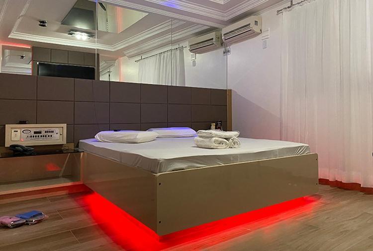 Motel 2000 Guarulhos Eksteriør bilde